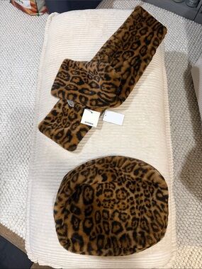 Apparis leopard print scarf and pouch set